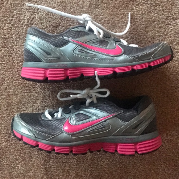 Nike Dual Fusion - Pink/Gray size 8 - Picture 4 of 6